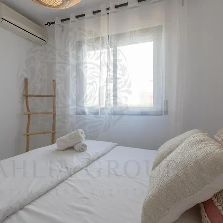Будинок відпочинку Paloma House Естепона
